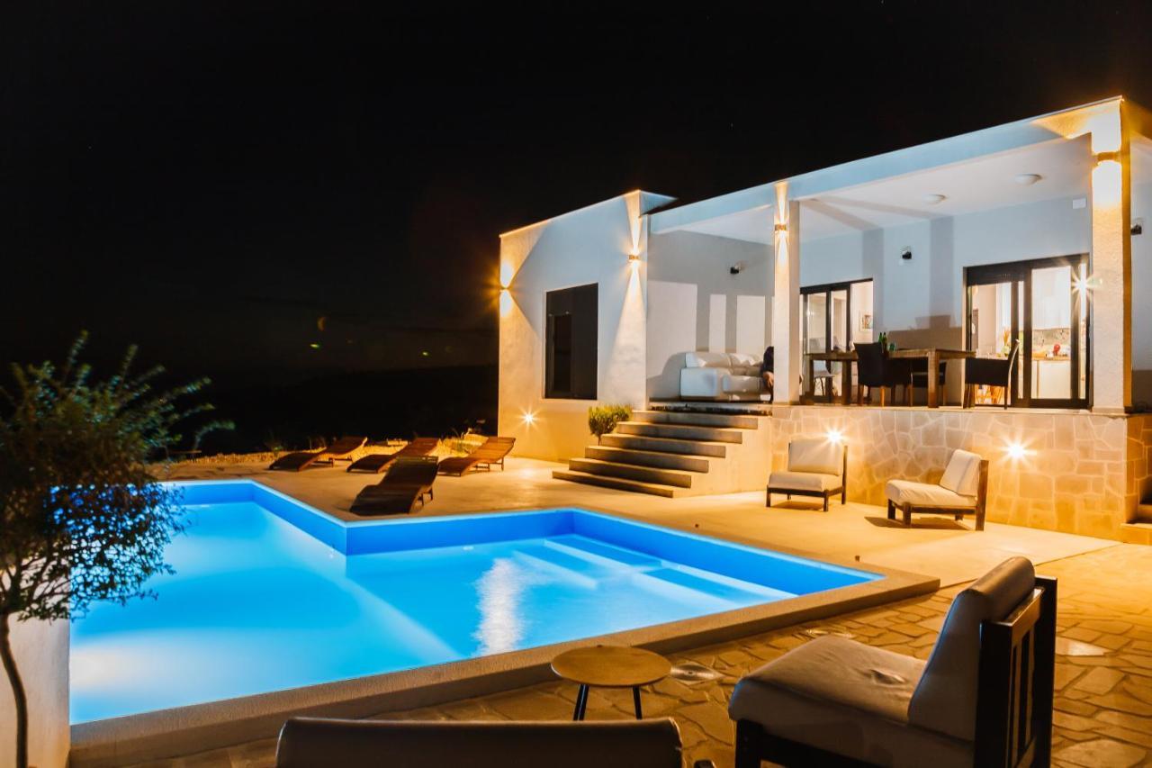 Villa Zlatno Sunce In The Hills Near Trogir Vrsine Ngoại thất bức ảnh