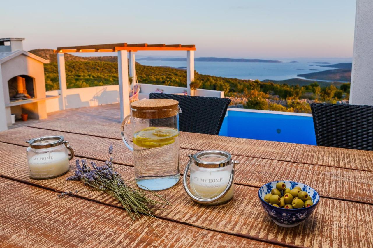 Villa Zlatno Sunce In The Hills Near Trogir Vrsine Ngoại thất bức ảnh